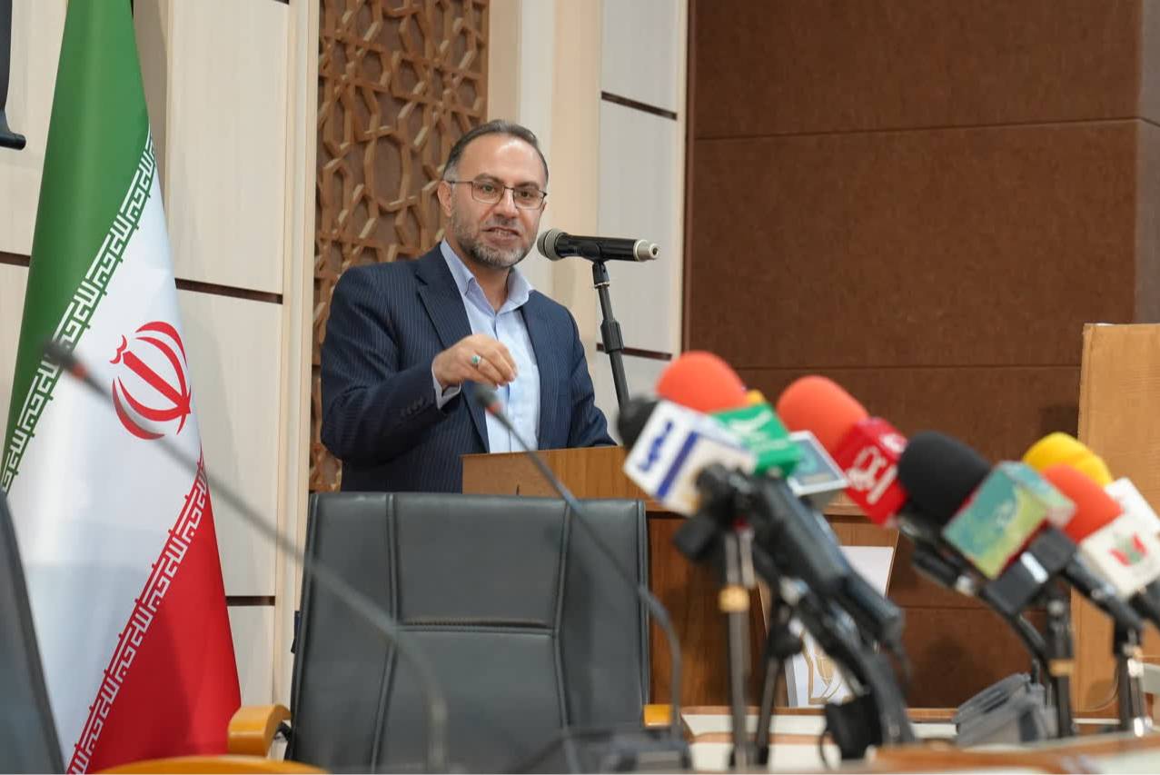 رونمایی از کتاب «ارتباط انسان – جهان»_ دانشگاه جامع انقلاب اسلامی